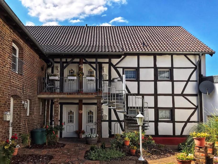 Fewo Mit Eigener Terrasse Und Ausblick Mechernich Extérieur photo